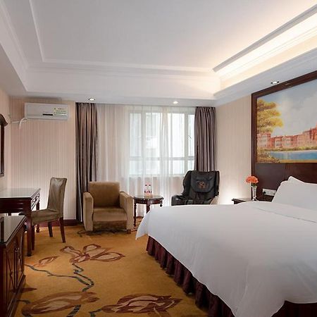 Vienna Hotel Dongguan Chang'An Mid Zhen'An Road Exterior foto