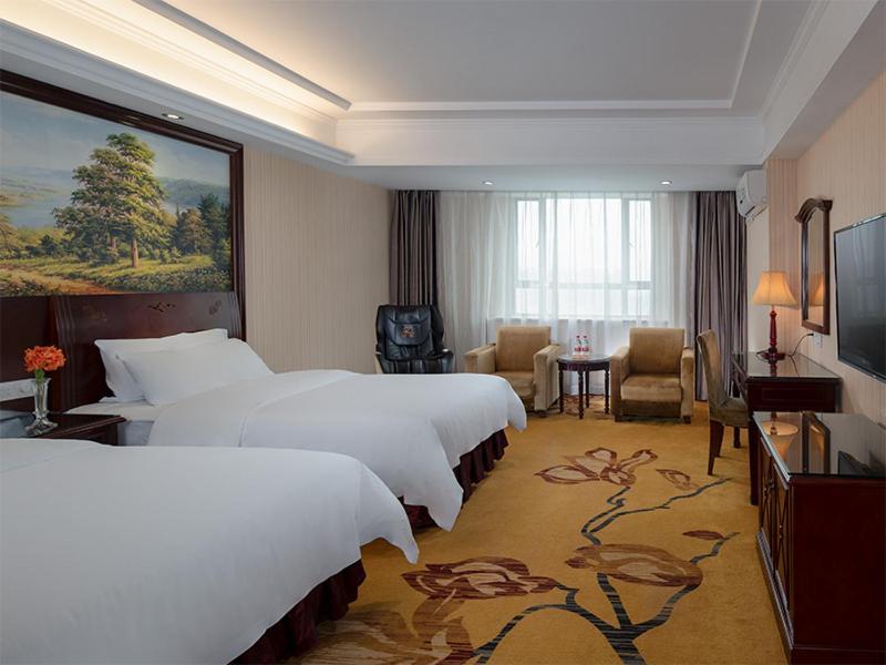 Vienna Hotel Dongguan Chang'An Mid Zhen'An Road Exterior foto